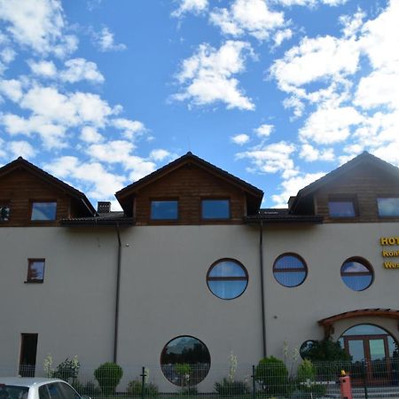 Hotel Tenis Chrzastowice Экстерьер фото